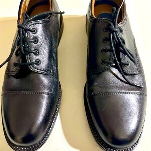 NWOT Dockers Classic Black Leather Dress Shoes, brand new!